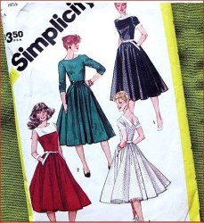 6027 SIMPLICITY BACK BUTTON SLEEVES OR NOT SWING DRESS 1983 PATTERN 10 or 14 CHOICE UNCUT